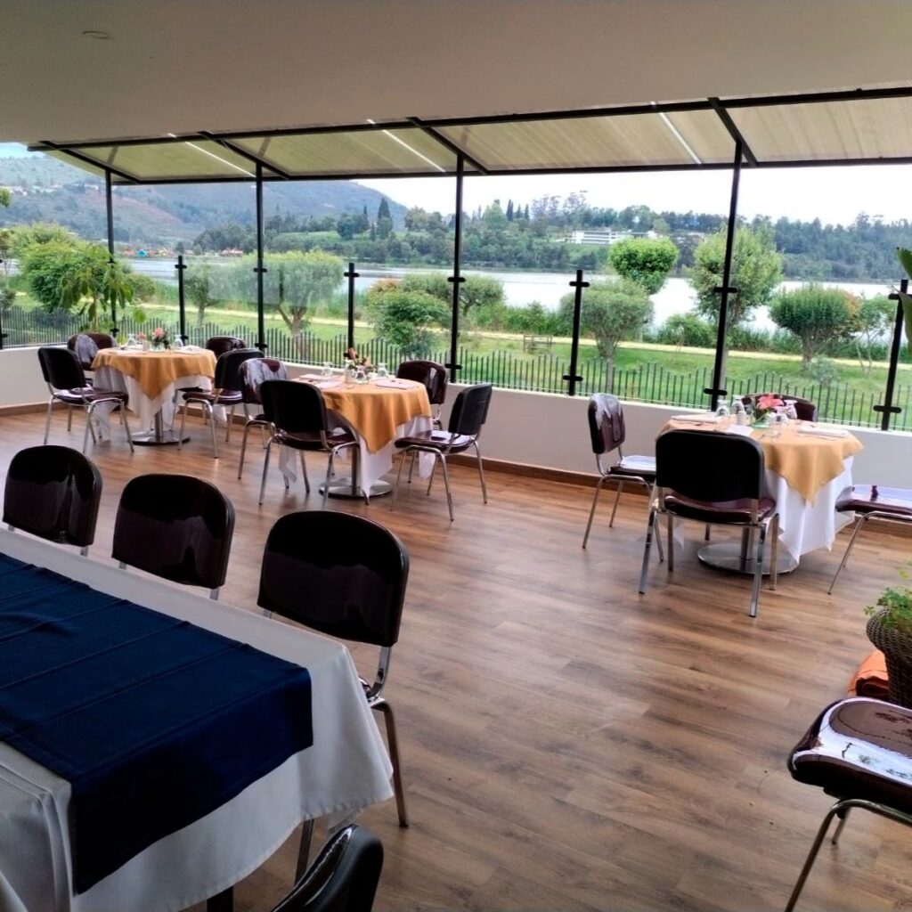 4 Pisos En Vinilo, Pvc, Cerámica, Laminado Y Spc De Las Marcas Decotile 3mm Y Lg Hausys. Pisos Vinilo Vinílicos Ceramicos PVC Laminados SPC