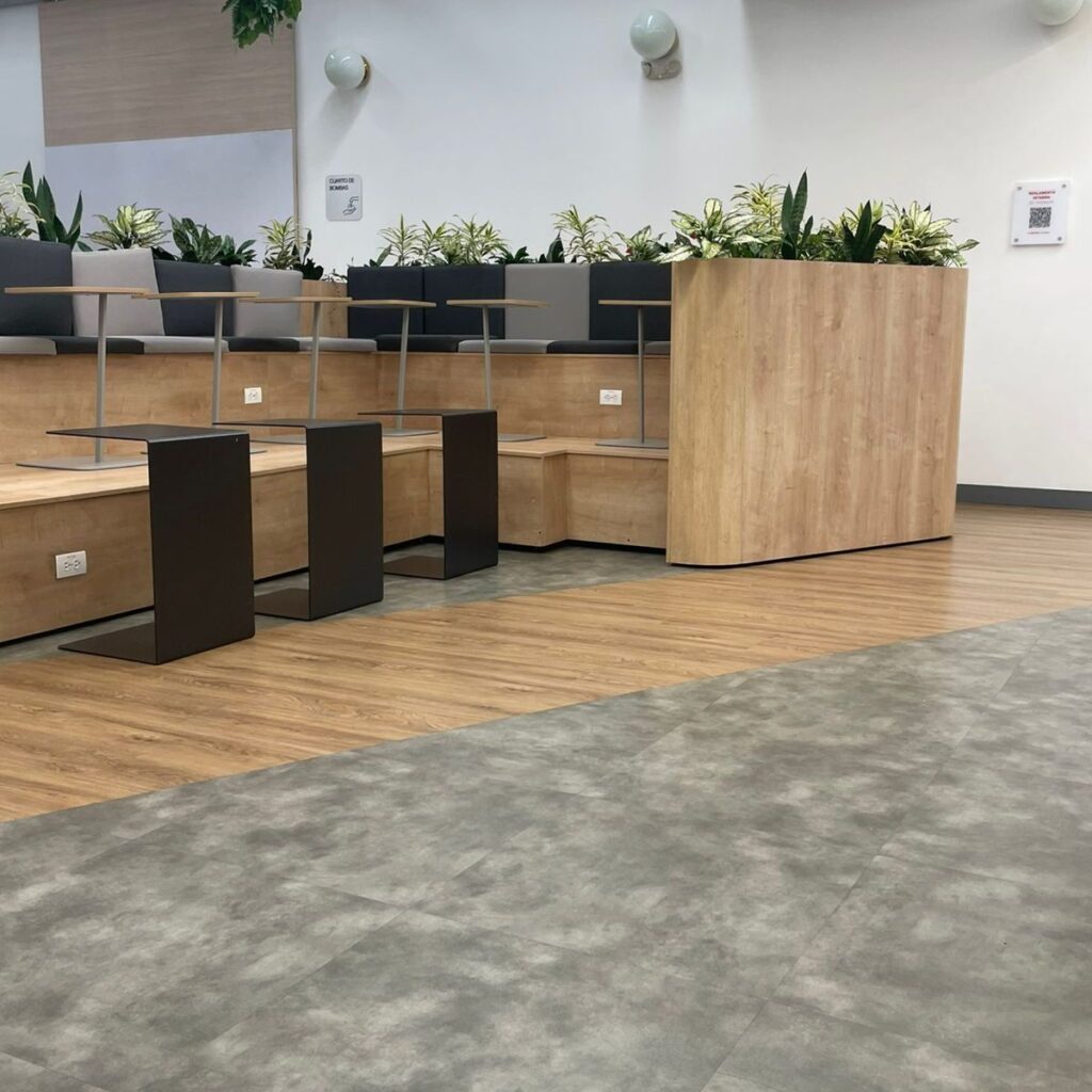 2 Pisos En Vinilo, Pvc, Cerámica, Laminado Y Spc De Las Marcas Decotile 3mm Y Concrete 3mm Lg Hausys. Pisos Vinilo Vinílicos Ceramicos PVC Laminados SPC