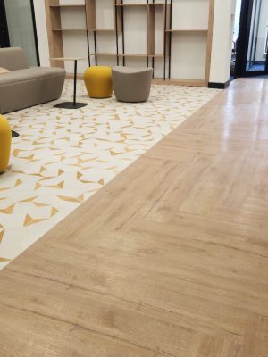 2 Pisos En Vinilo, Pvc, Cerámica, Laminado Y Spc De Las Marcas Nextile 2.5mm Roble Lg Hausys. Pisos Vinilo Vinílicos Ceramicos PVC Laminados SPC