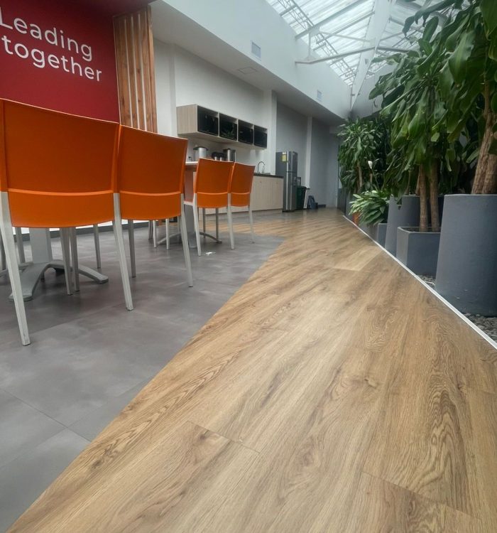 5 Pisos En Vinilo, Pvc, Cerámica, Laminado Y Spc De Las Marcas Decotile 3mm Y Concrete 3mm Lg Hausys. Pisos Vinilo Vinílicos Ceramicos PVC Laminados SPC